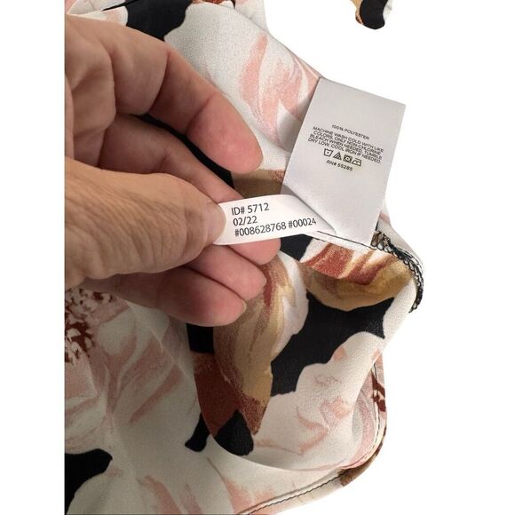 Express NWT floral faux wrap puff sleeve peplum top size S - Picture 7 of 13